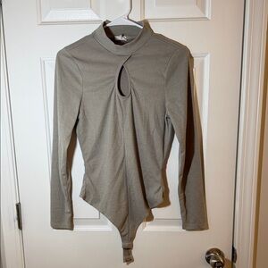 Le Lis Olive Long Sleeve Bodysuit
